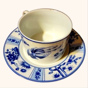 1 Vtg Blue Heron Flat Bottom Cup & Saucer Floral Bird Oriental